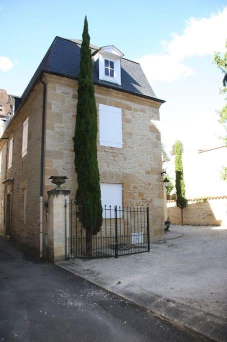 Les Chambres D'Hotes Chez Alisa Et Daniel Sarlat Exterior foto